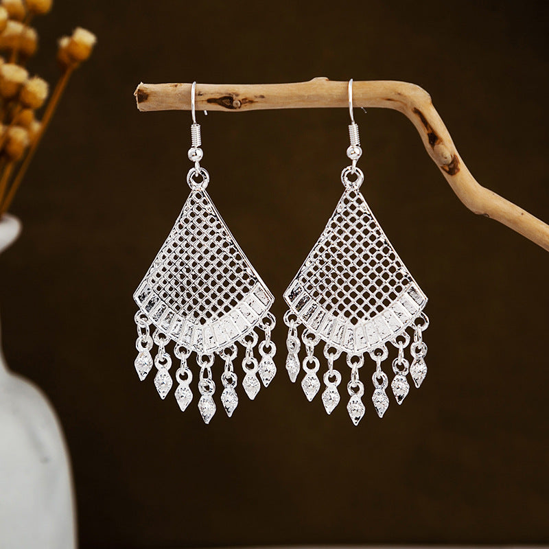 Sier Family Minority Ethnic Style Tourist Attractions Earrings