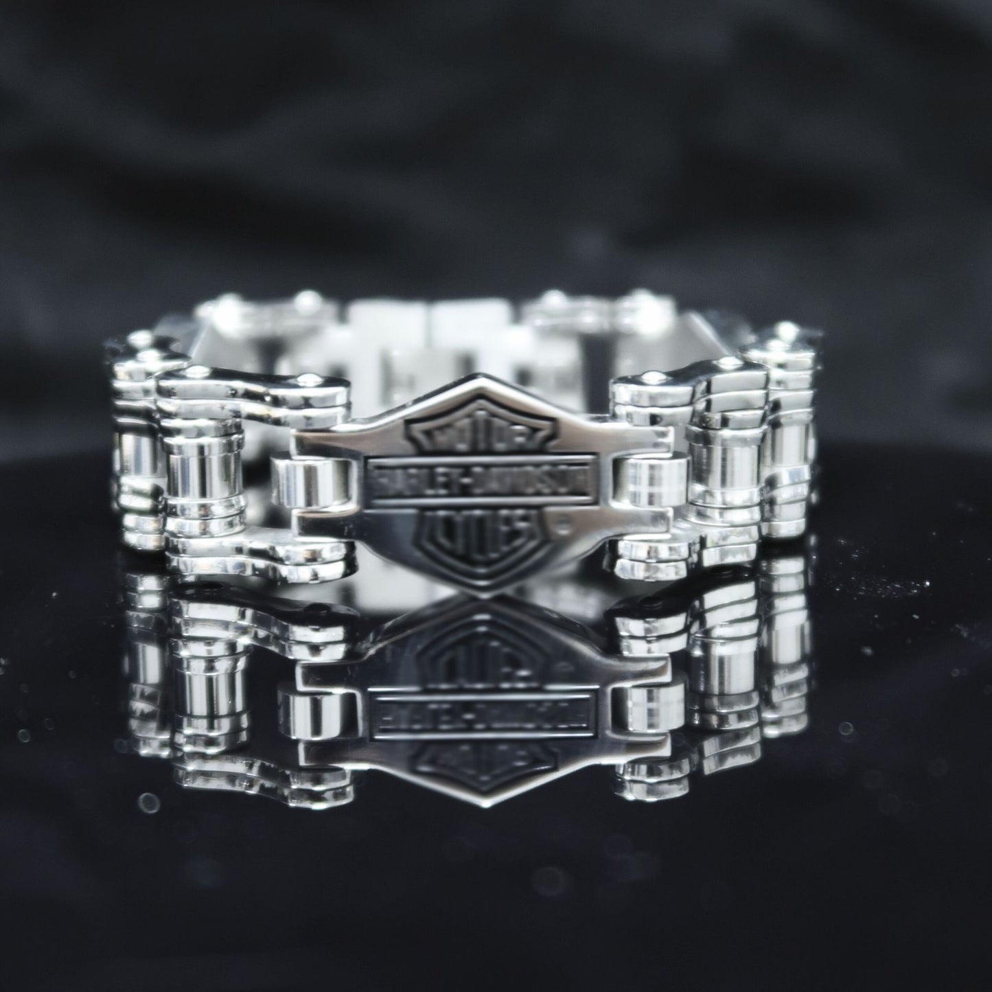 Men's Popular Waterproof Colorfast Domineering Stainless Steel Bracelets