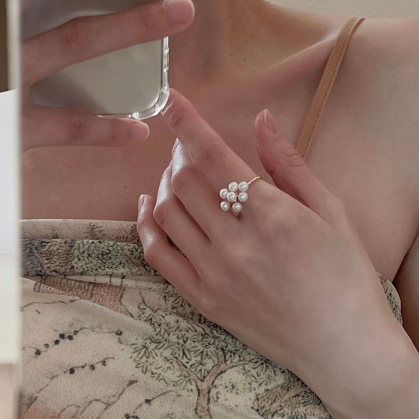 Female Design High-grade Unique Pearl Bow Rings