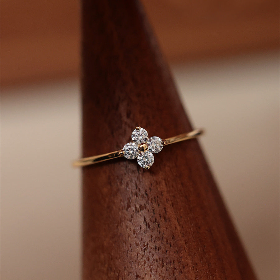 Zircon Thin Female Niche Design High Sense Rings