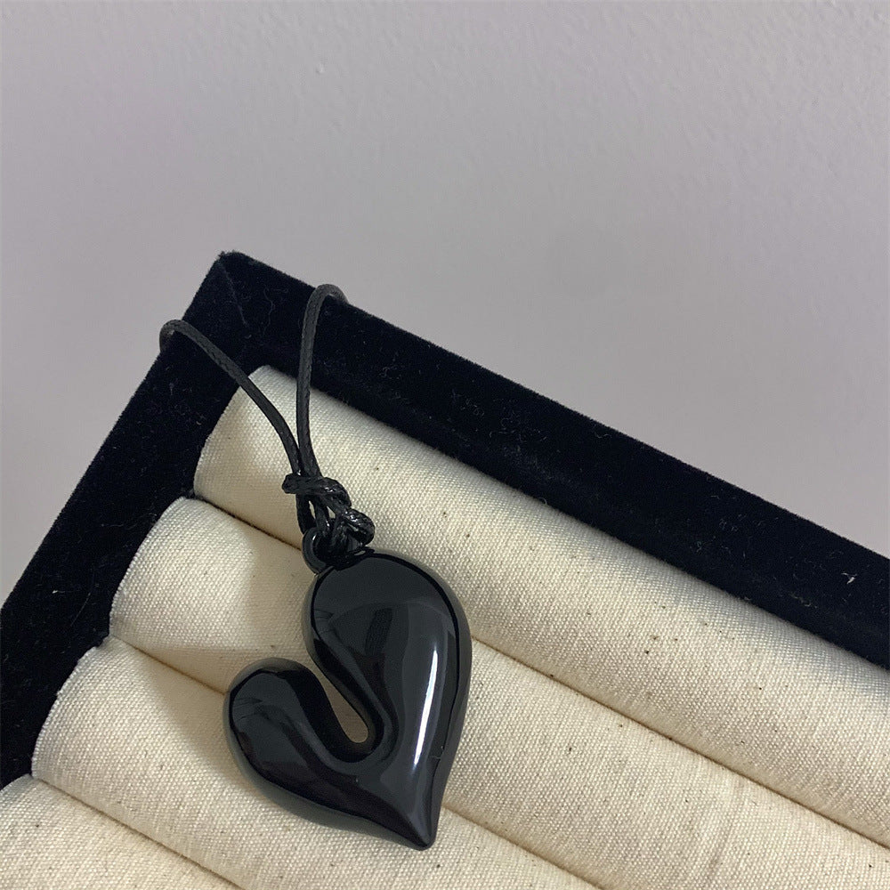 Women's Niche Sweet Cool Irregular Heart Pull Necklaces
