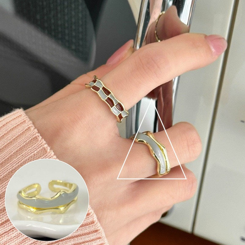 Women's Sugar Retro Fashion Geometry Pattern V-shaped Open Hip Hop Rings