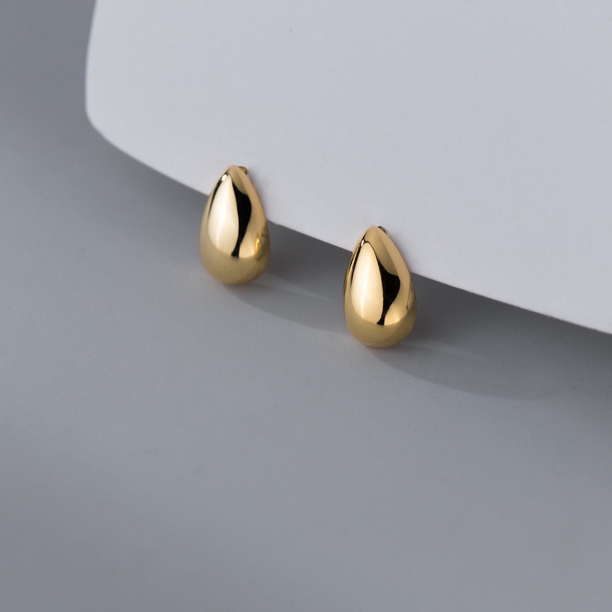 Women's Sier Simple Glossy Water Drop Ear Earrings