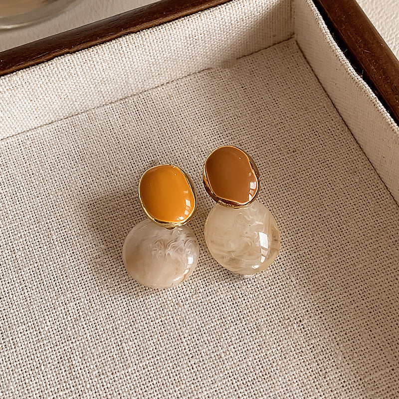 Women's French Retro Amber Elegant Design High-grade Earrings