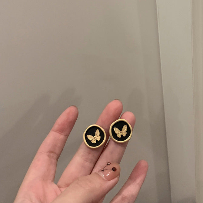 Retro High-grade Butterfly Design Cute Light Earrings