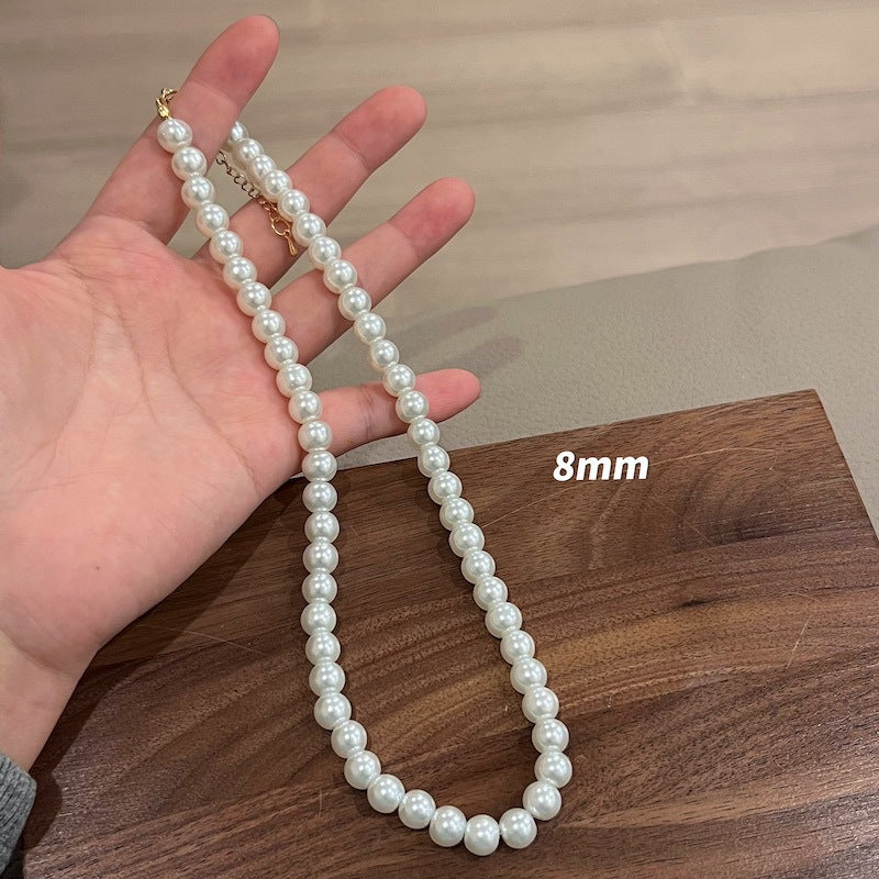 Women's Quality Clavicle Chain Light Luxury Style Necklaces