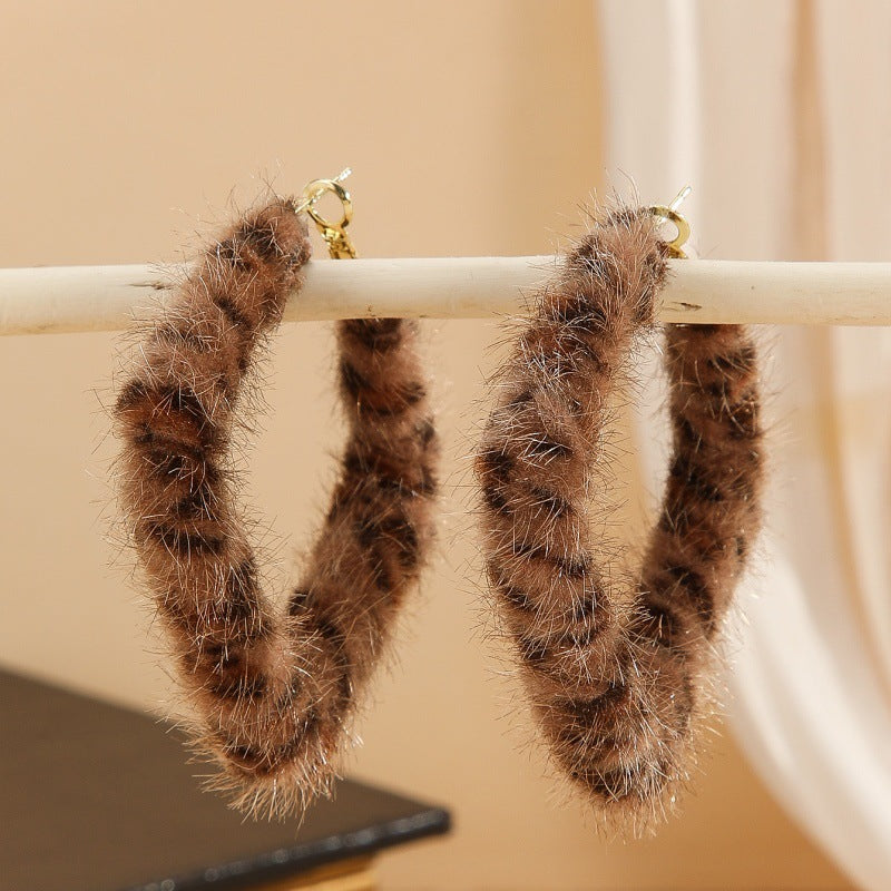 Women's Needle Flocking Leopard Print Geometric Ear Earrings