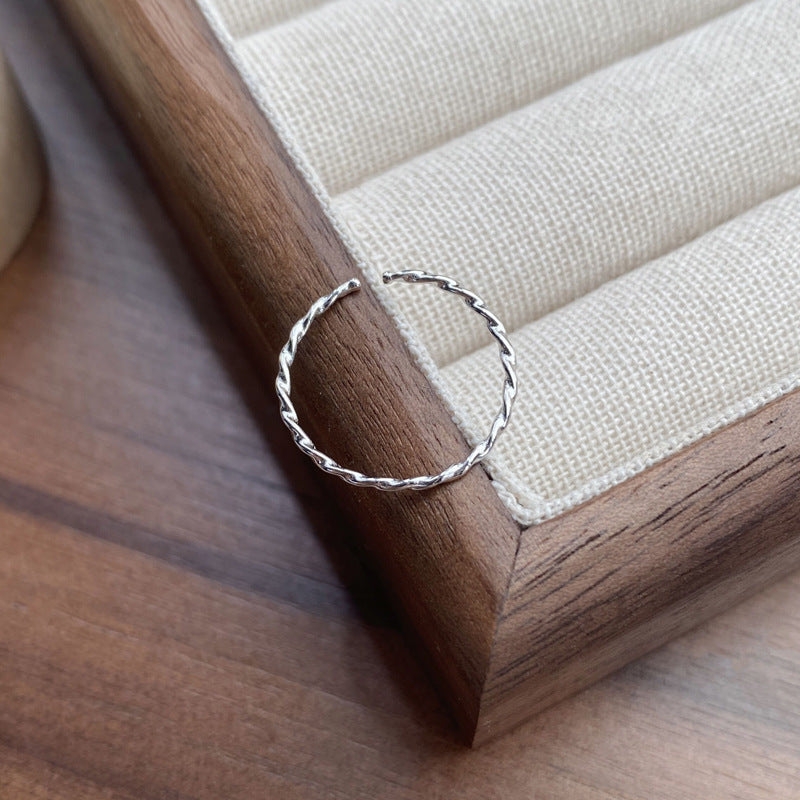 Women's Sier Korean Style Cross Twist Design High Rings