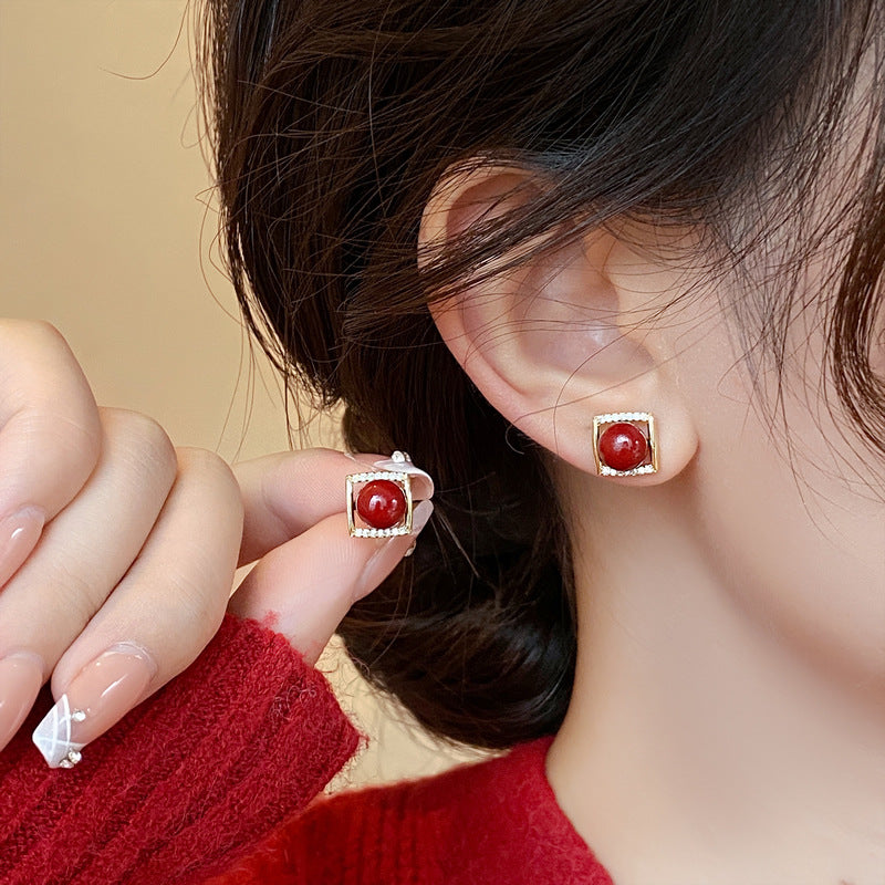 Women's Red Bean Coral Unique High-grade Light Luxury Earrings