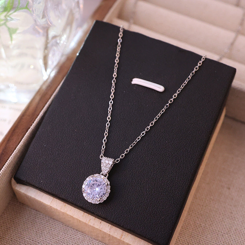 Women's Affordable Luxury Fashion Full Zircon Round Necklaces