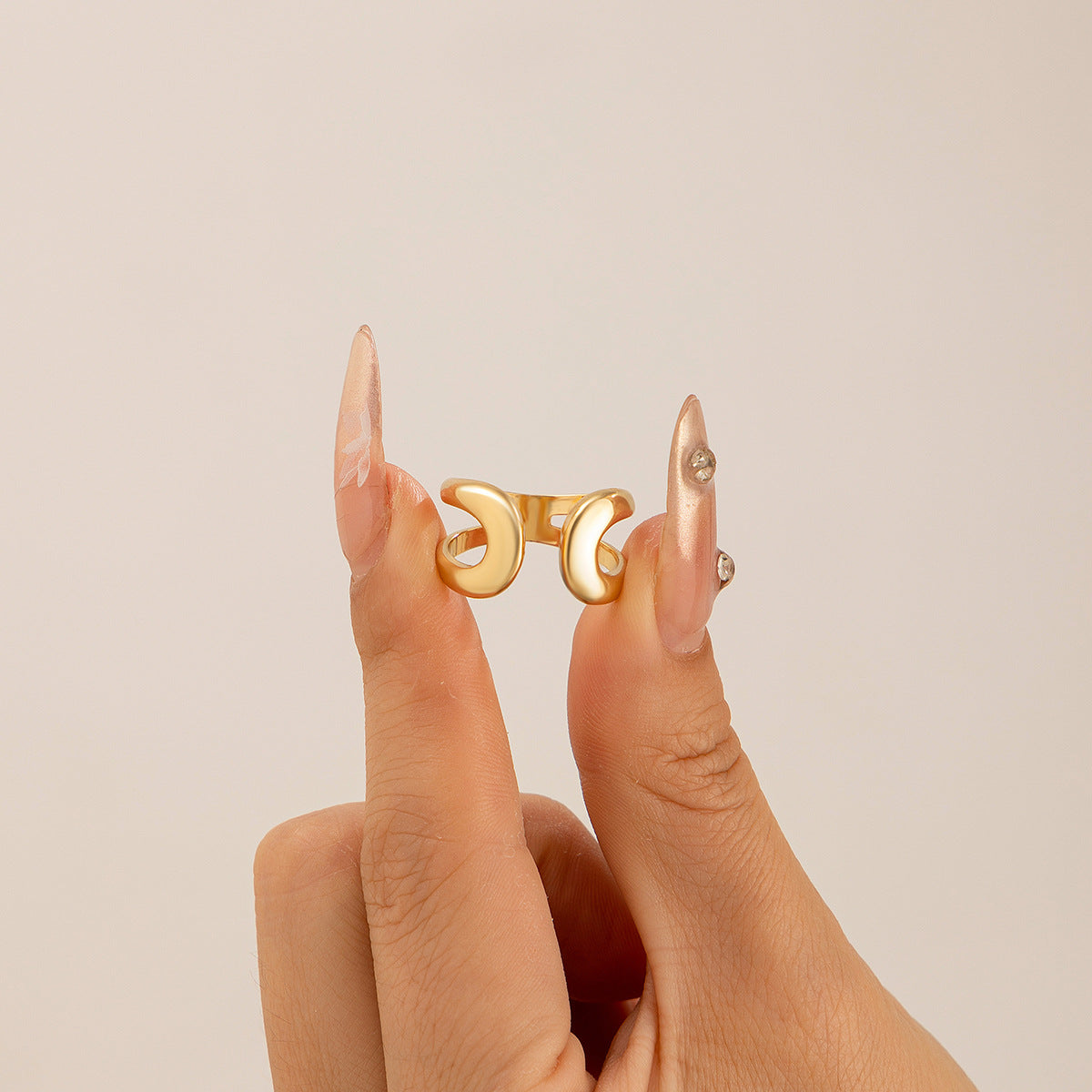 Ornament Design Hip Hop Metal Water Drop Hug Simple Rings