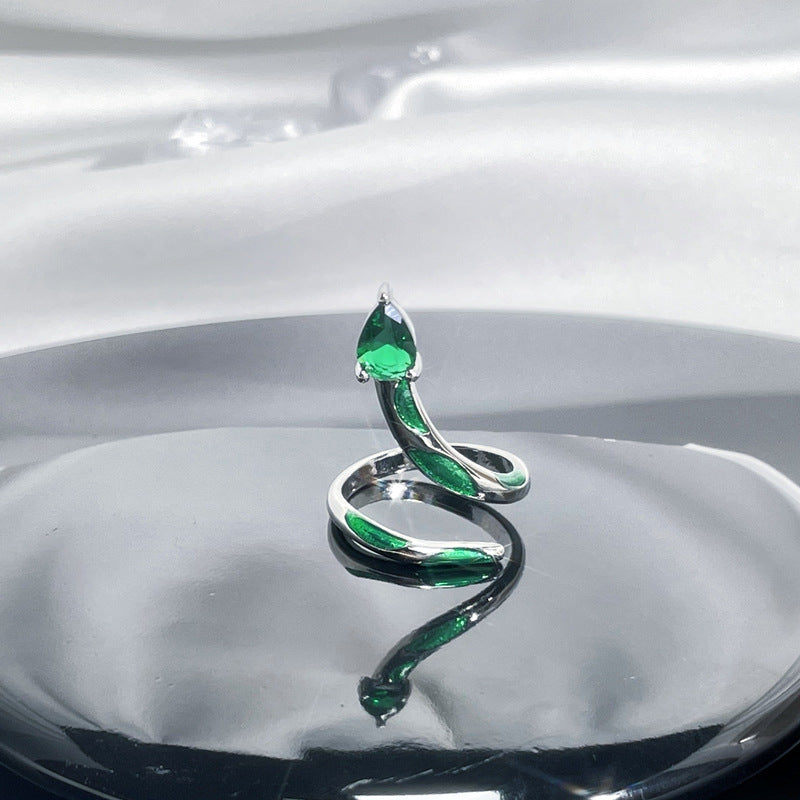 Women's Retro Green Zircon Drip Glazed Temperamental Cold Rings
