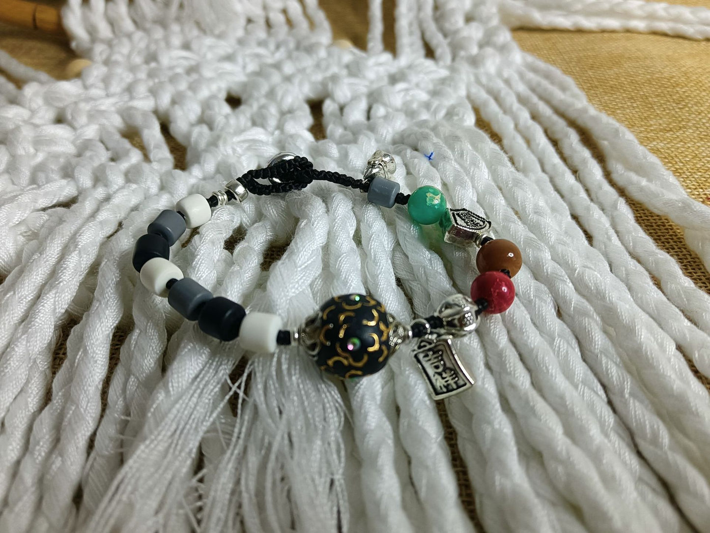 Women's Style Retro Personality Nepal Beads Thailand Wax Bracelets