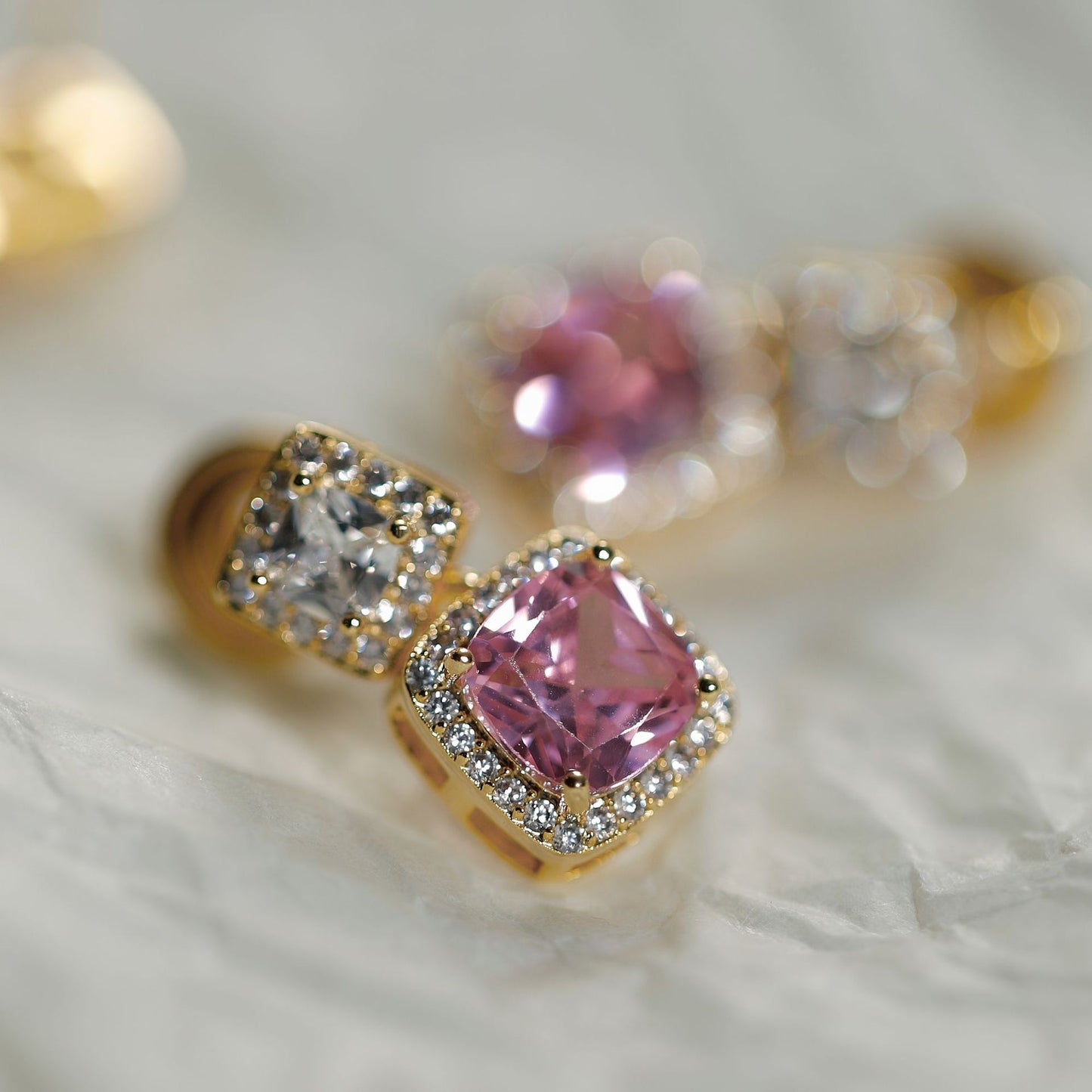 Fortune Super Flash Cube Sugar Niche Earrings