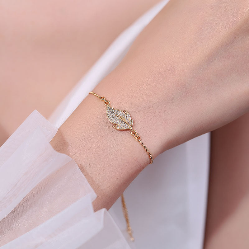 Women's Champagne Gold Zircon Temperament Wild Pull Bracelets