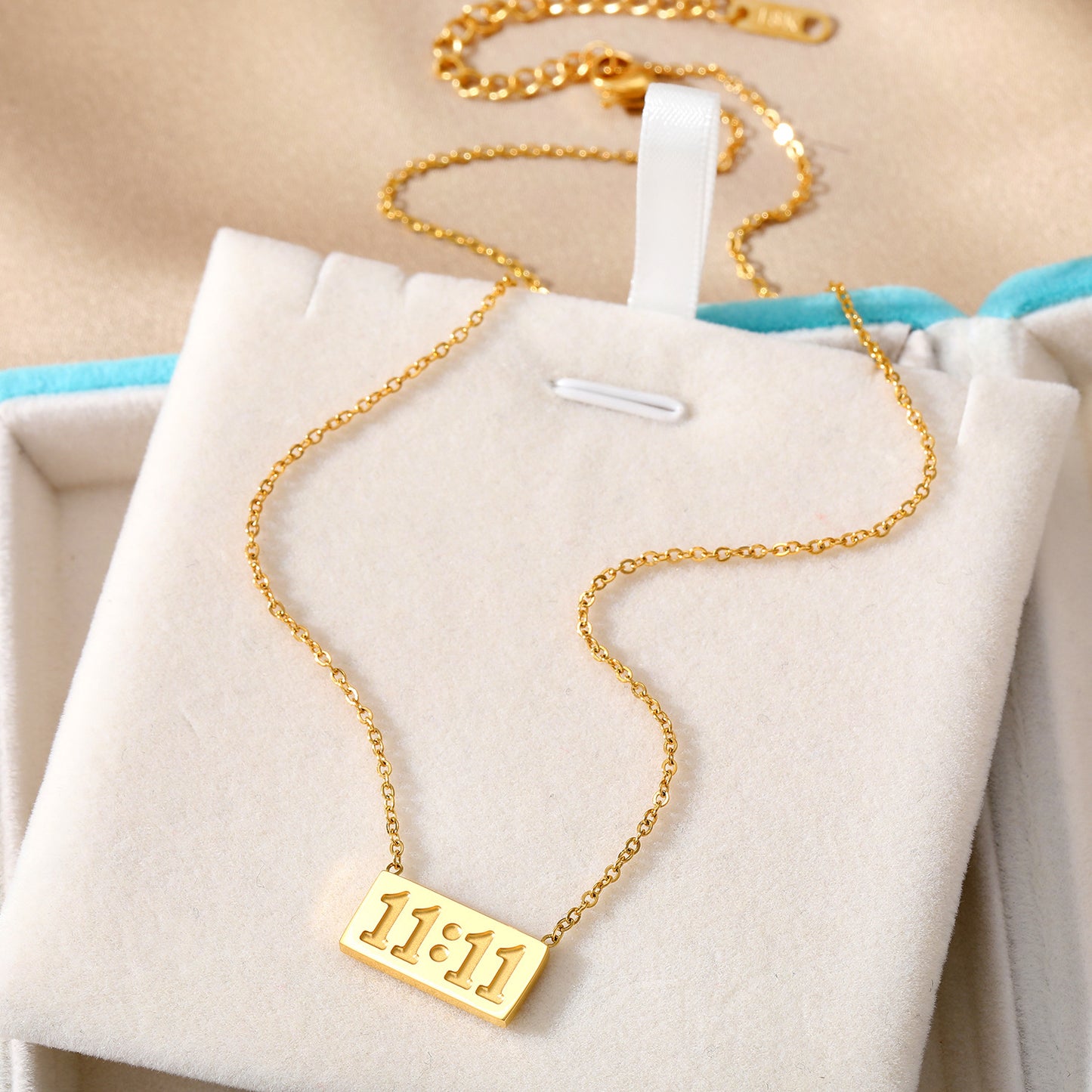 Stainless Steel Color Simple Box With Necklaces