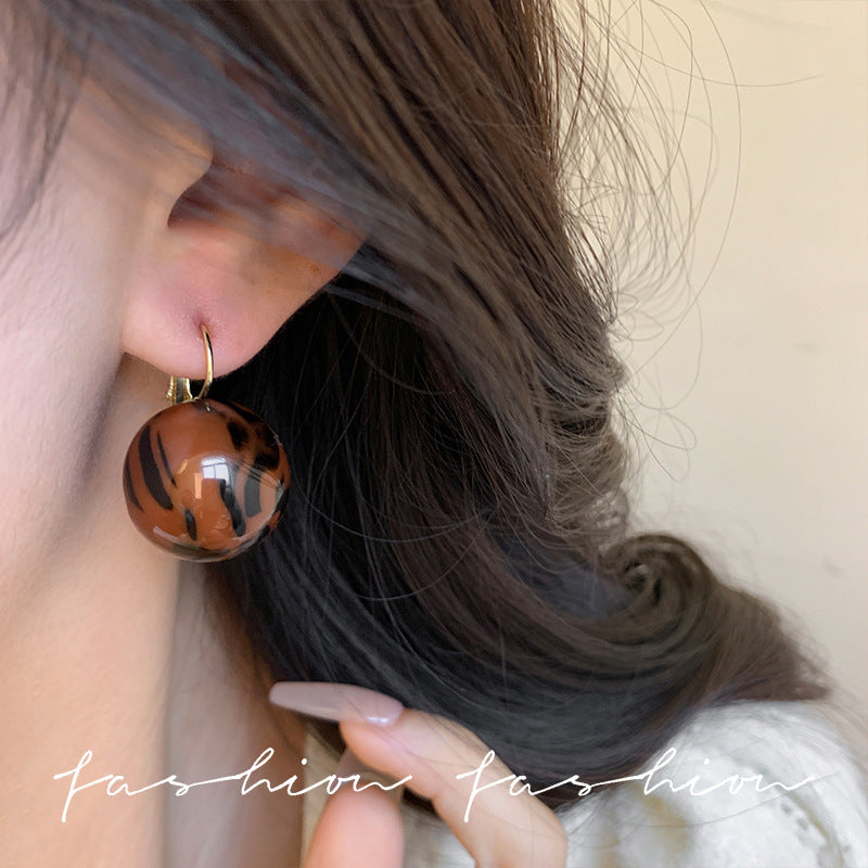 Wine Red Retro Candy Female Niche Design Rings