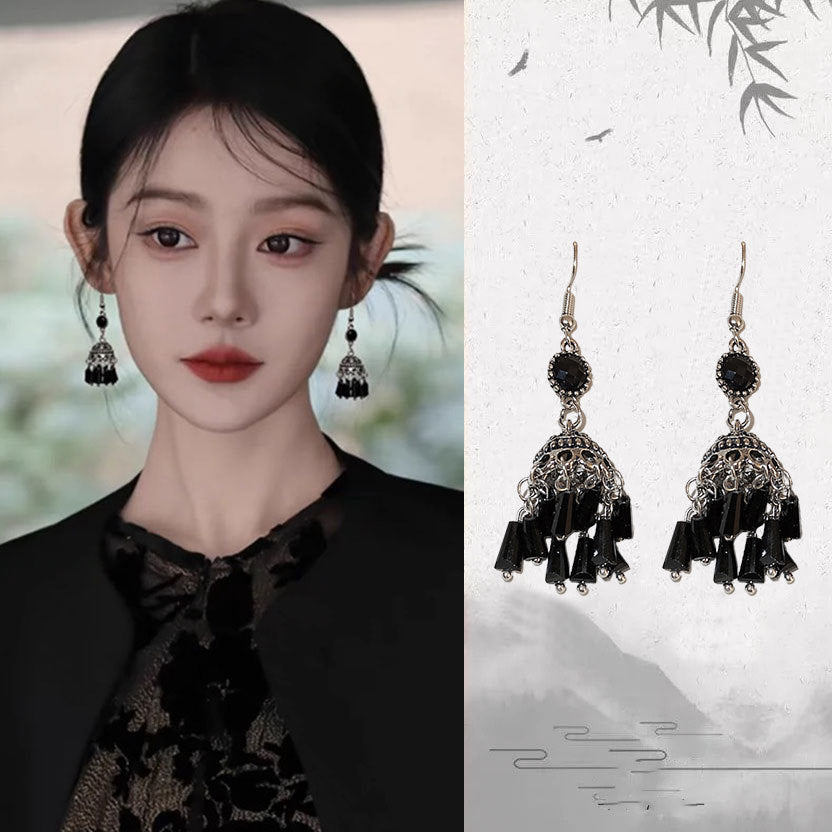 Ink Female Niche Design Ear High Earrings