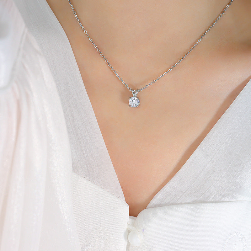 Women's Popular Shining Zircon Titanium Steel Regular Necklaces