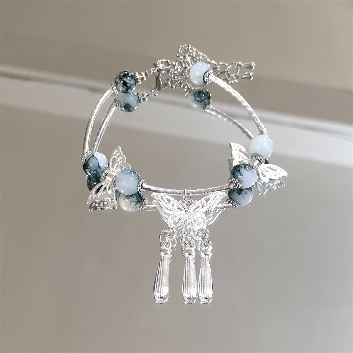 Chinese Butterfly Female Sweet Super White Bracelets