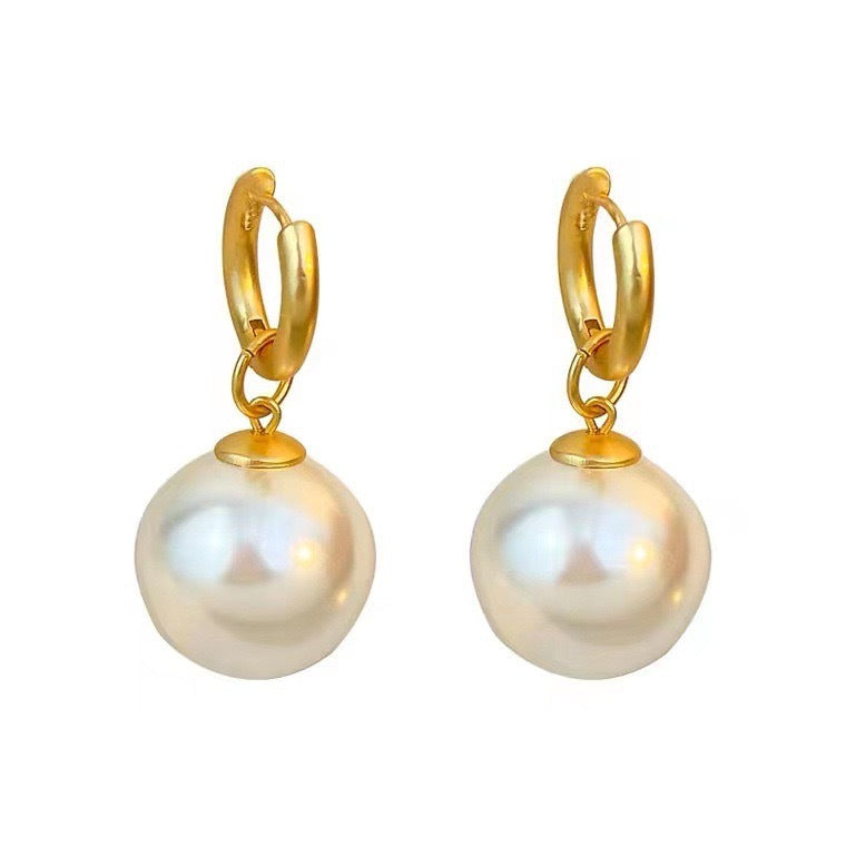 Women's Light Luxury Minority Elegant Big Pearl Titanium Steel Gold Earrings