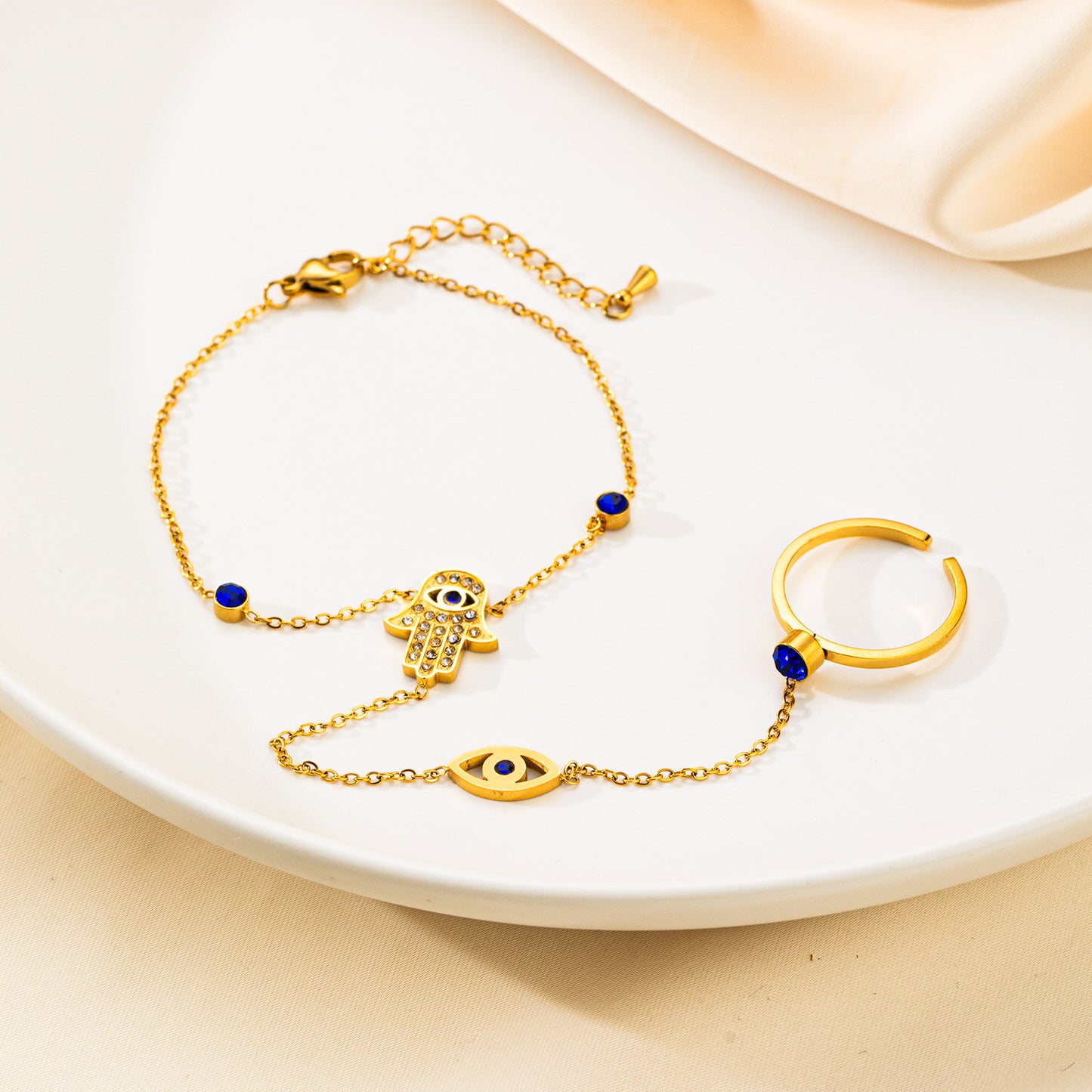 Women's Integrated Shell Turquoise Finger Chain Titanium Bracelets