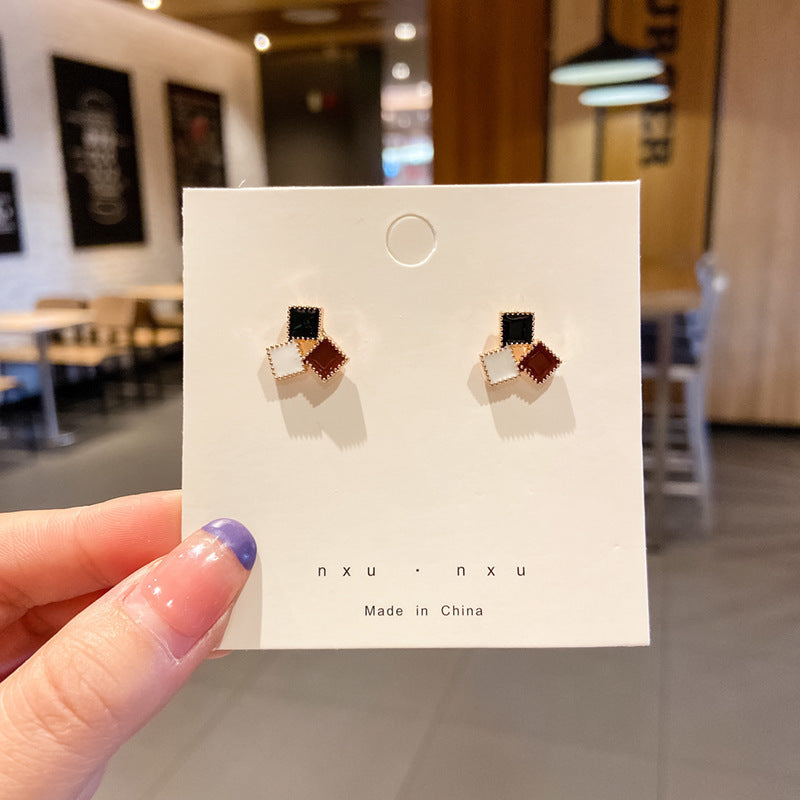 Light Luxury Sier Pin Pearl Niche Earrings