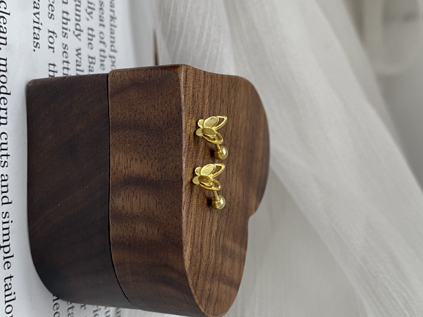Layer Butterfly Female Temperamental Ear Bone Glossy Before Sleep Earrings