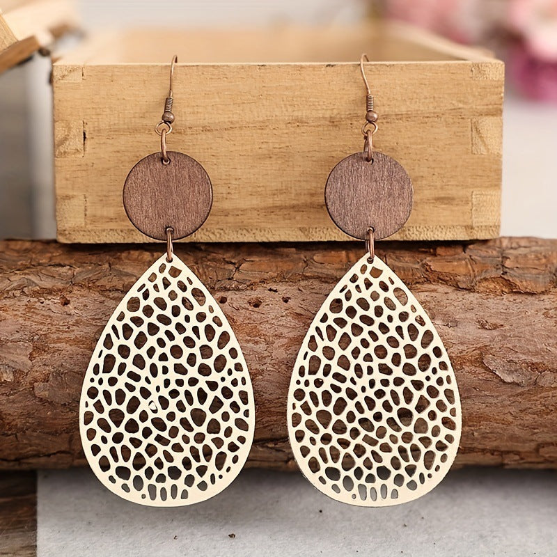 Retro Hollow Spider Web Stitching Wood Earrings