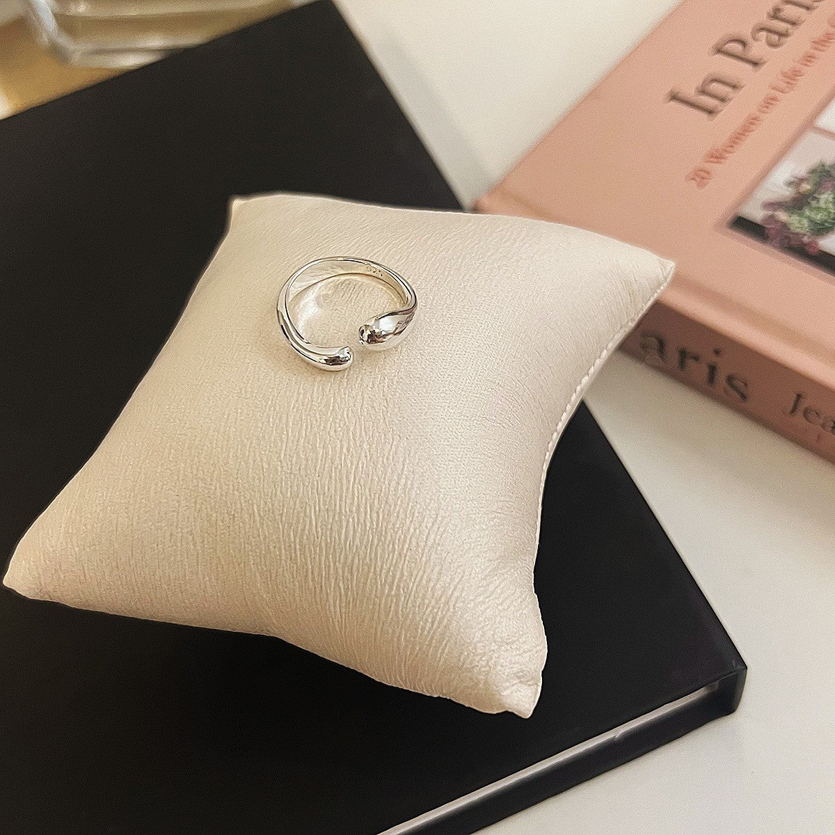 Female Personalized Hip Hop Sweet Cool Twin Vertical Pattern Rings