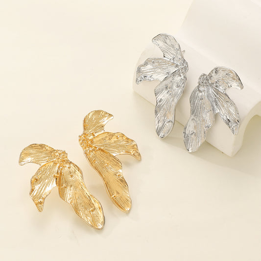 Women's Exaggerated Personalized Irregular Pleated Texture Leaf Rings