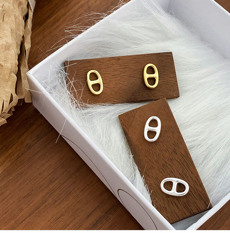 Women's Style Retro Aloofness Niche Design Simple Earrings