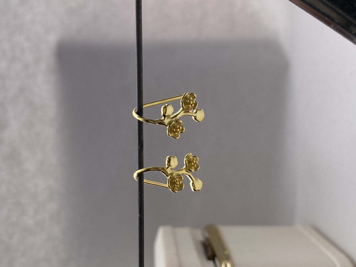 Sier Fashion Ear Bone Simple Niche Earrings