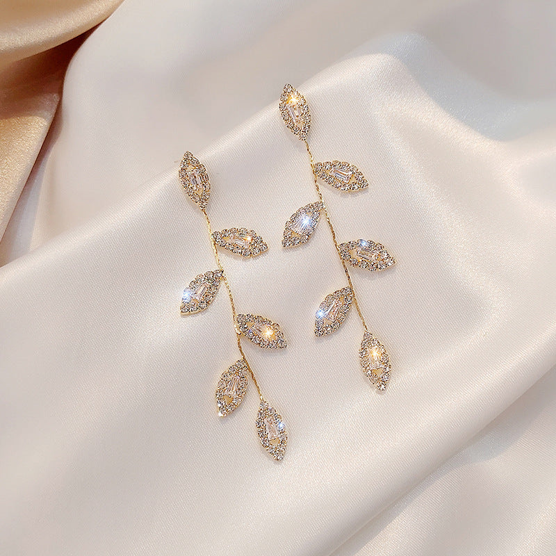 Sier Needle Diamond Long Temperament Wild Earrings