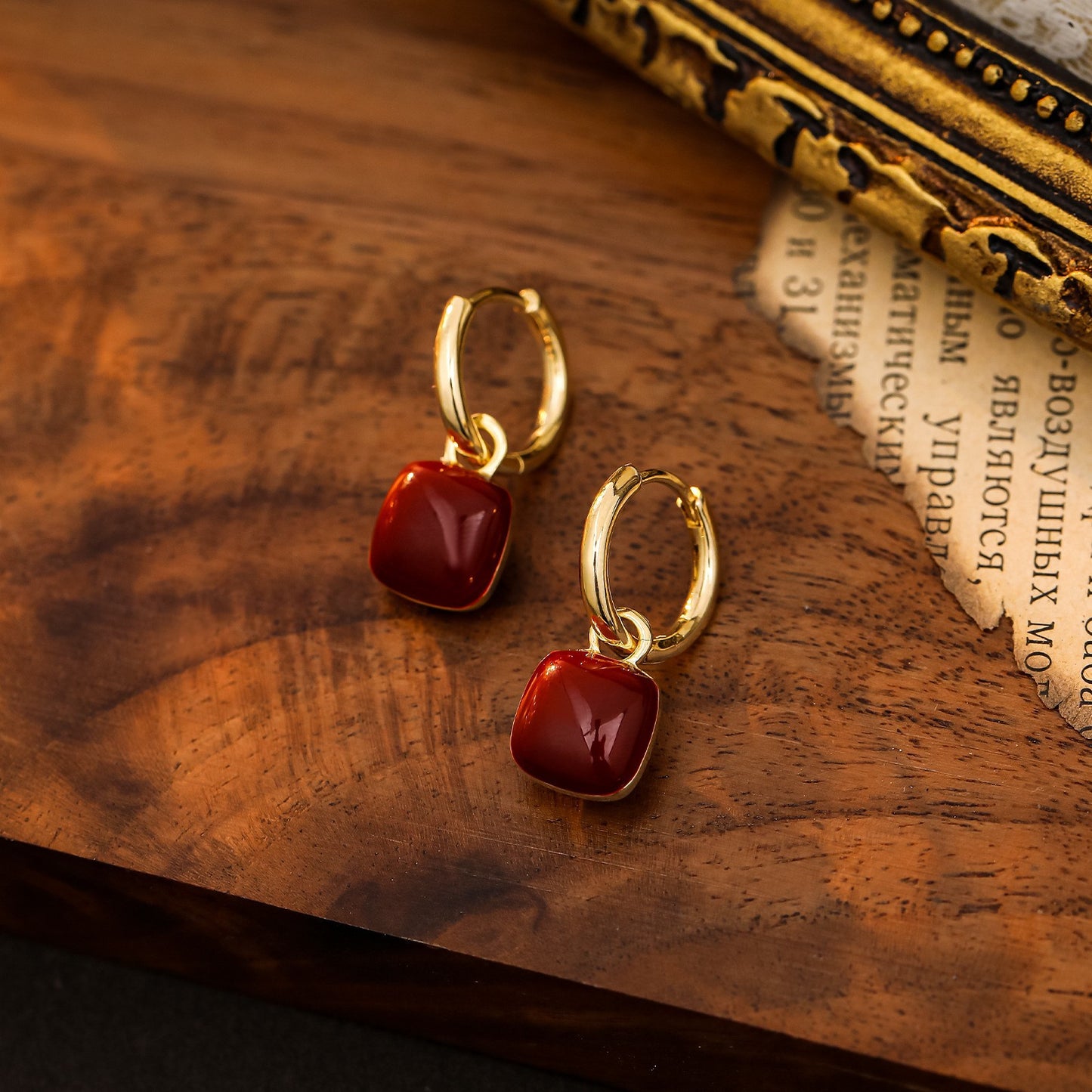 New Red Vintage Cherry Fashionable High-grade Earrings