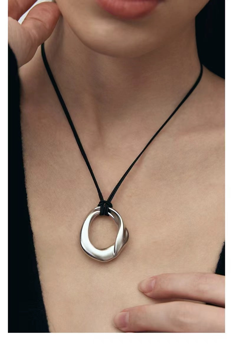 Style Condensation Leather Rope Long Light Luxury Necklaces