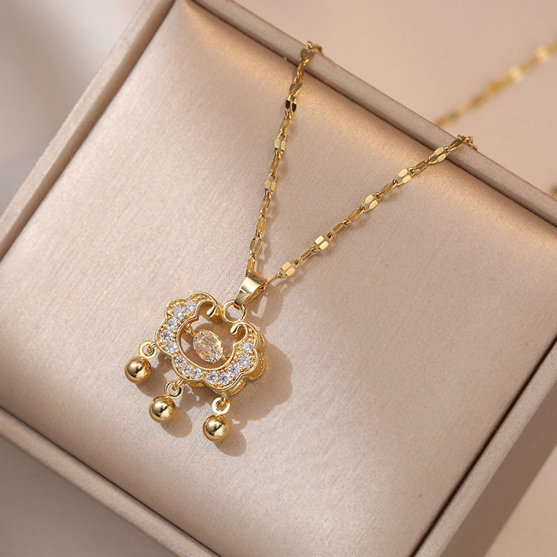 Women's Longevity Lock Creative Trendy Pulsatile Heart Safety Necklaces