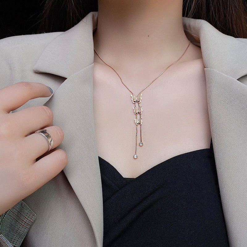 Female Clavicle Chain Temperament Wild Three-dimensional Gold Titanium Necklaces