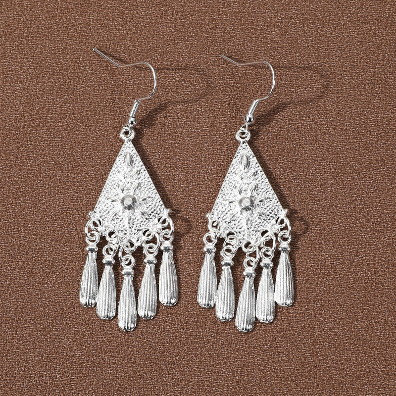 Sier Family Minority Ethnic Style Tourist Attractions Earrings
