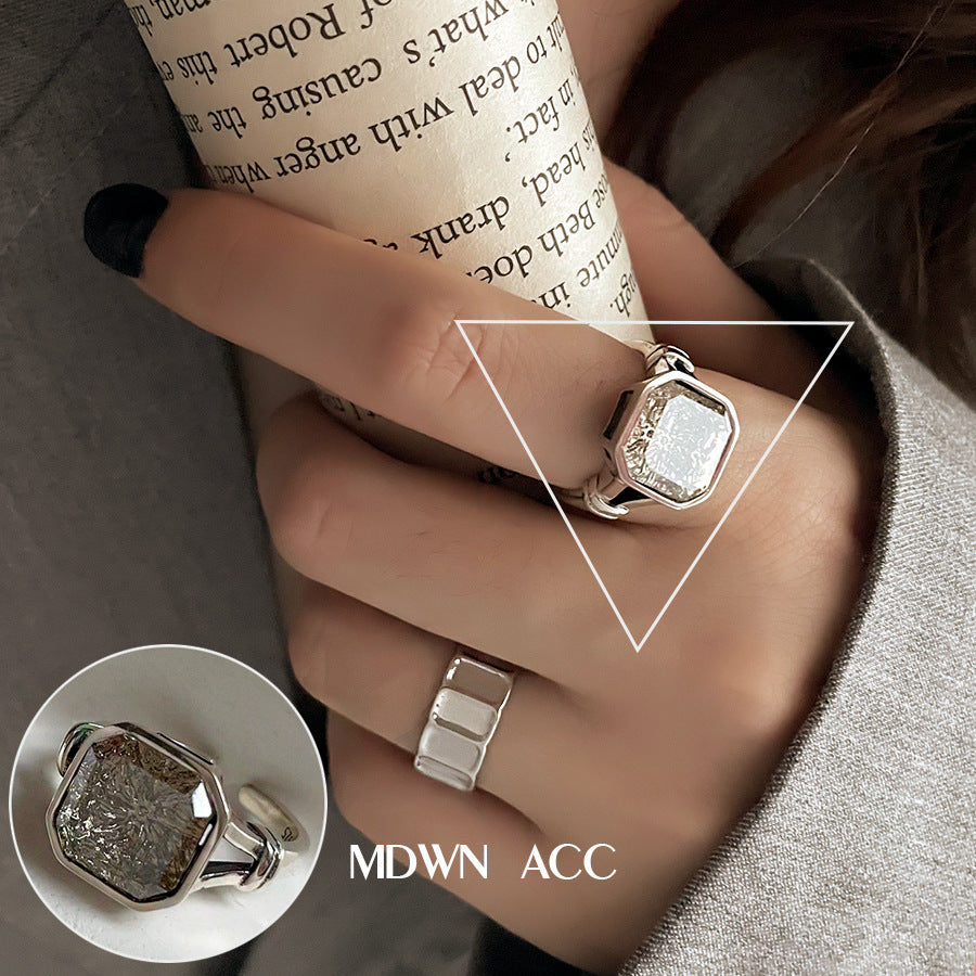 Women's Sugar Retro Fashion Geometry Pattern V-shaped Open Hip Hop Rings