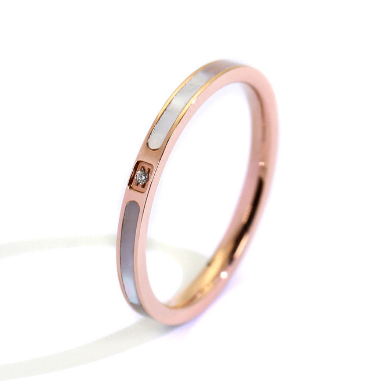 Titanium Steel Circle Fritillary Inlaid Rhinestone Female Temperament Rings
