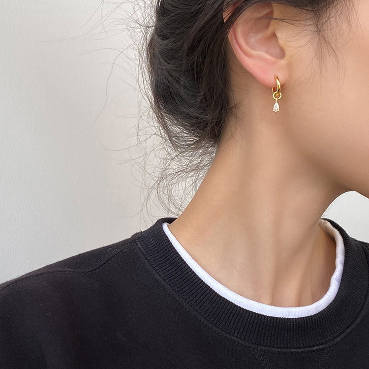 Women's Asymmetric Water Drop Small Ear Simple Earrings