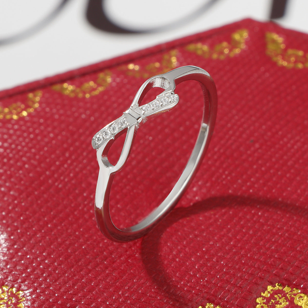 Women's Style Bow Light Luxury Minority Titanium Steel Rings