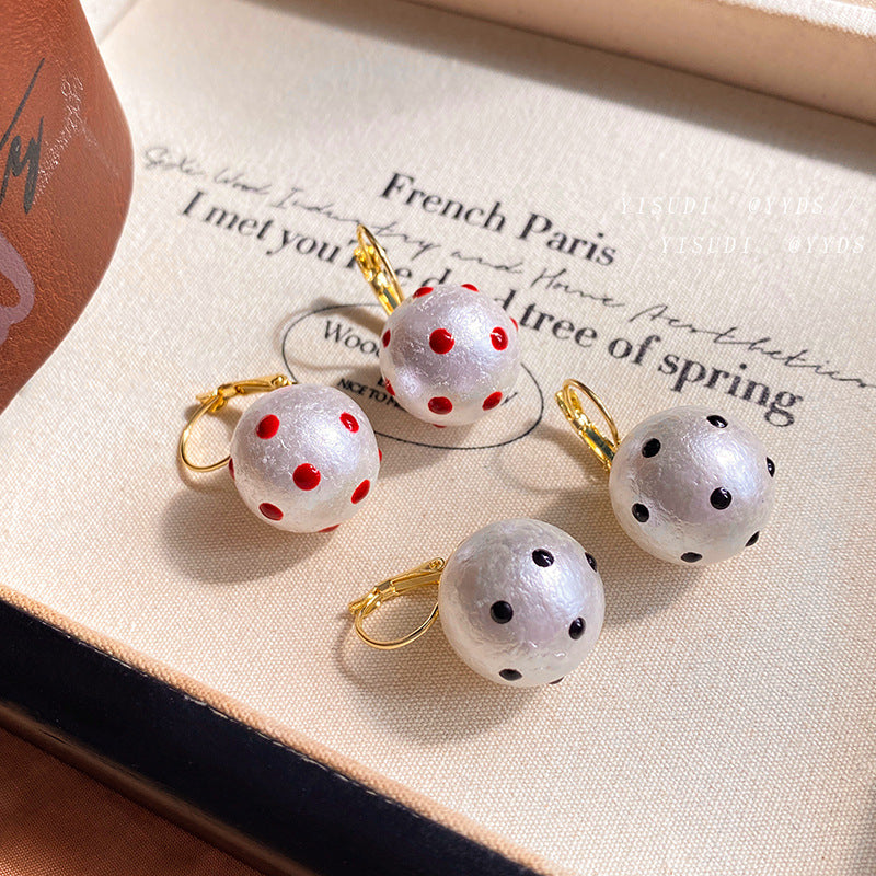 Women's Dot Ball Ear Clip Simple High-grade Earrings