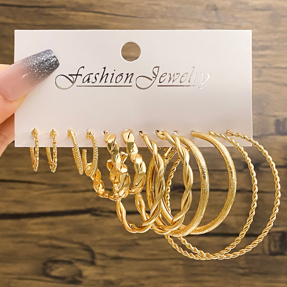 Frosted Gold Beating Twist Shaped Love Square Diamond Earrings