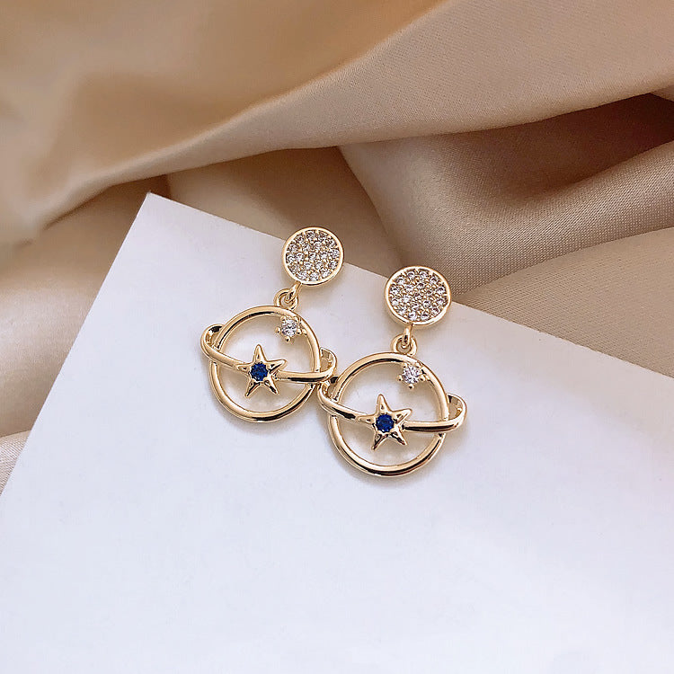 High-grade Female Niche Vintage Pearl Flower Elegant Earrings