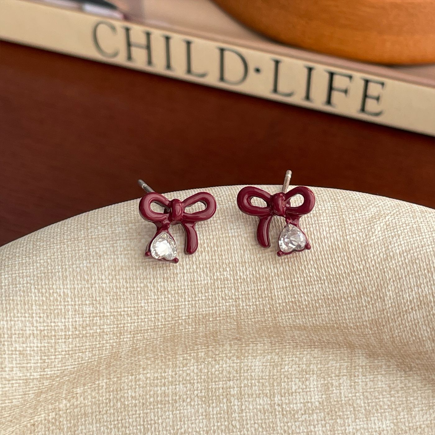 Small Exquisite Bow Female Sier Needle Earrings
