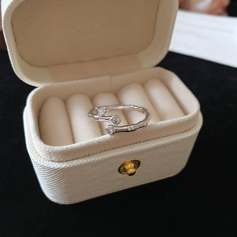 Women's Hollow Wave Geometric Open Trendy Design Rings