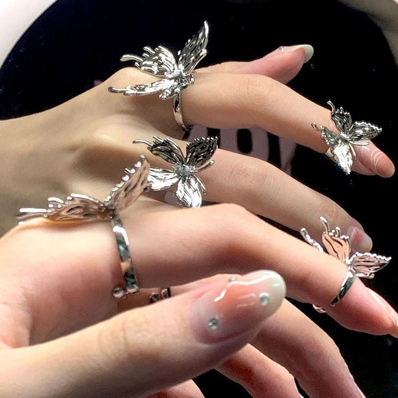 Women's Liquefied Butterfly Opening Niche Design Pleated Cold Wind Dark Rings
