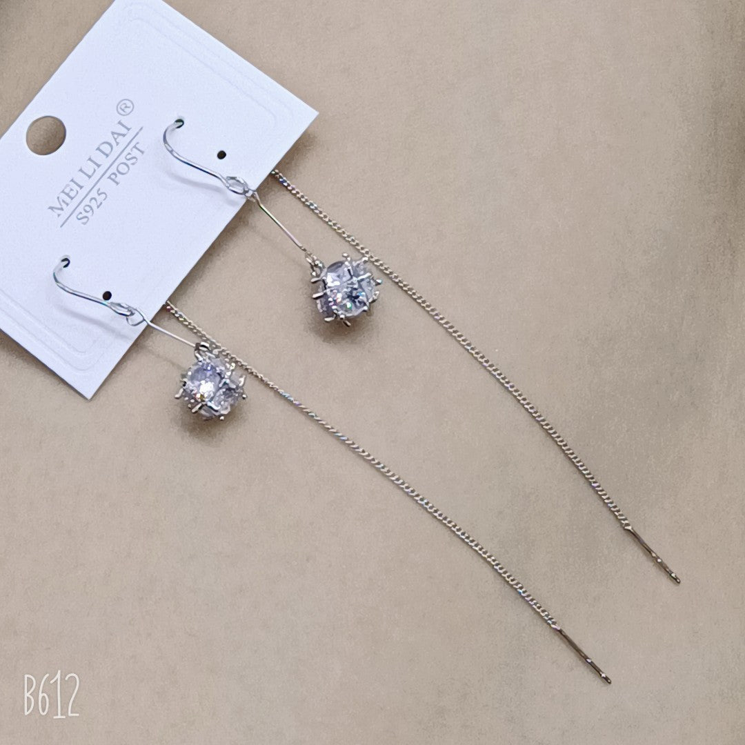 Women's Simple Three Pairs Of White Collar Earrings